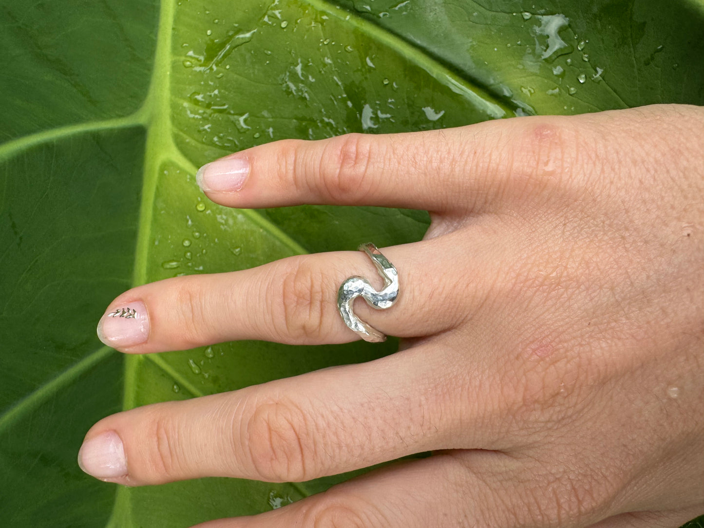 Hammered Wave Ring - size M1/2