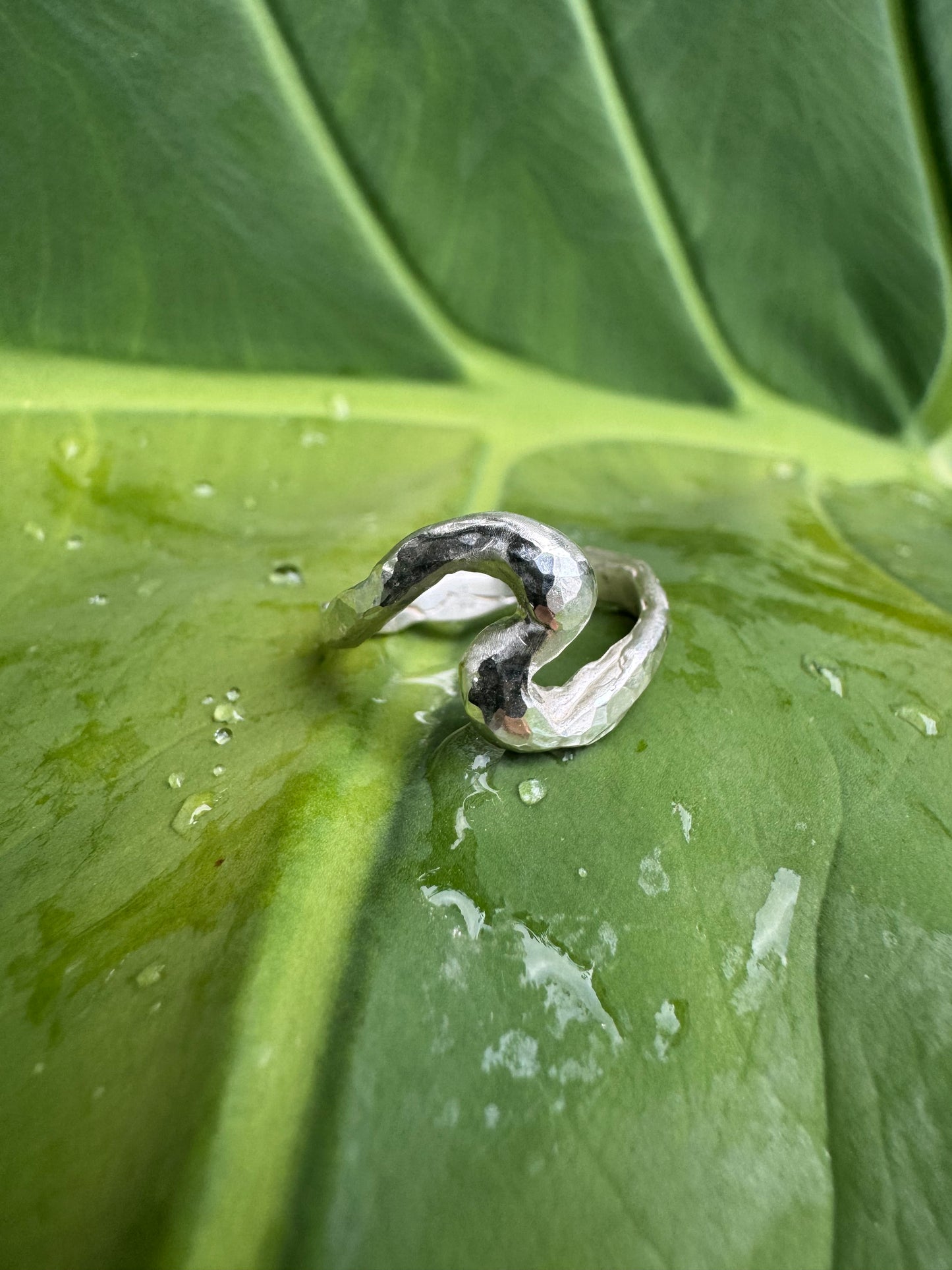 Hammered Wave Ring - size M1/2